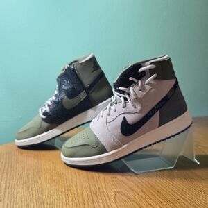 Air Jordan Wmns  1 Rebel XX 'Olive Canvas Size 7 New Without Box.